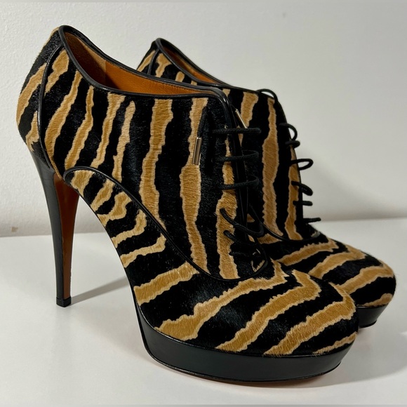 Gucci Ponyhair Pumps NWOT